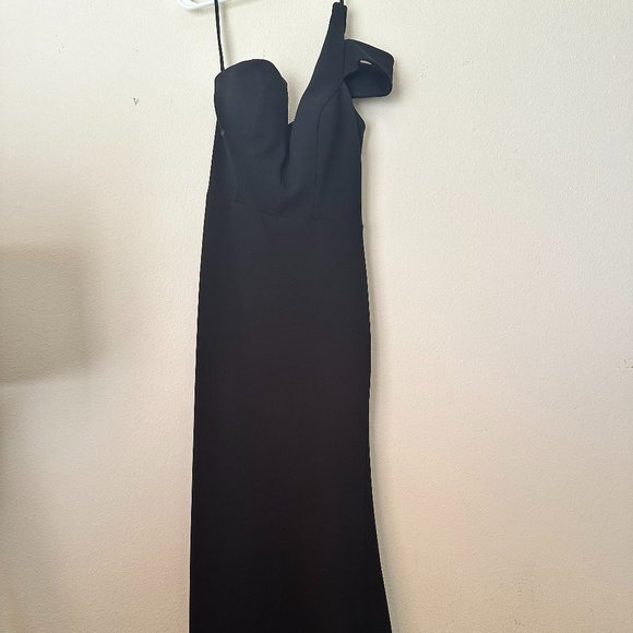 Black formal long Dress - Picture 6 of 7